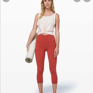 Lululemon Wunder Under cop (high rise) Full-On Luon 21”, size 6